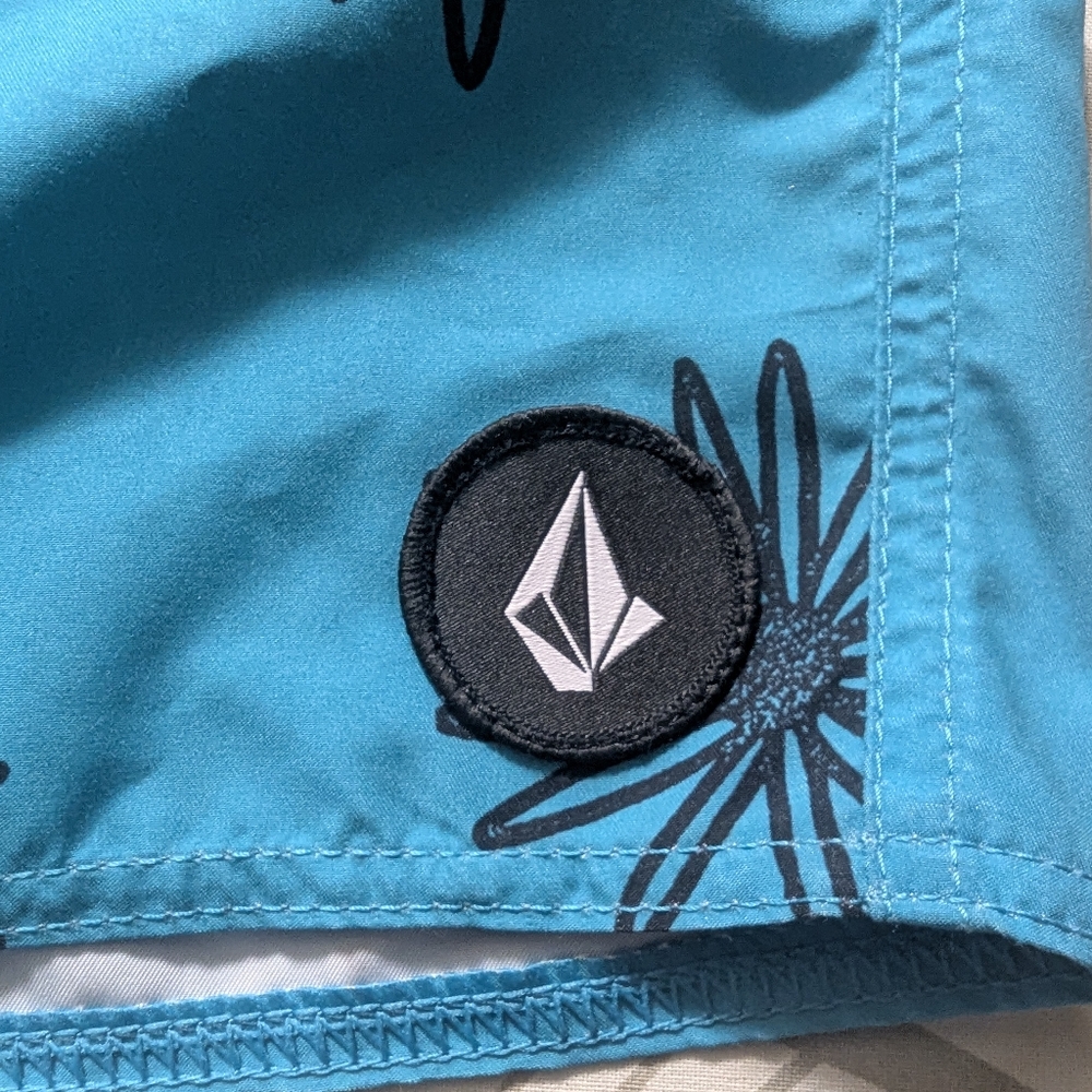 Volcom Polly Pack Trunk L - Picture 5 of 8